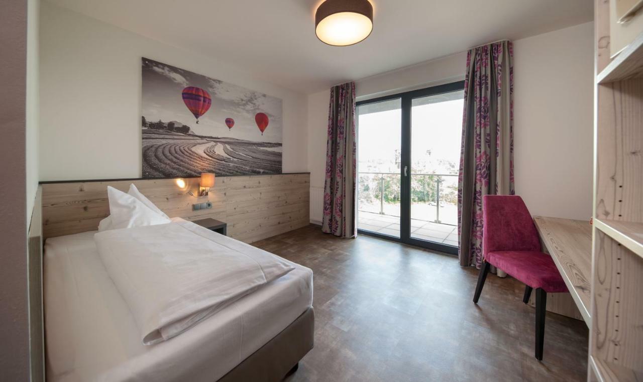 Motel 267 Sankt Poelten Buitenkant foto